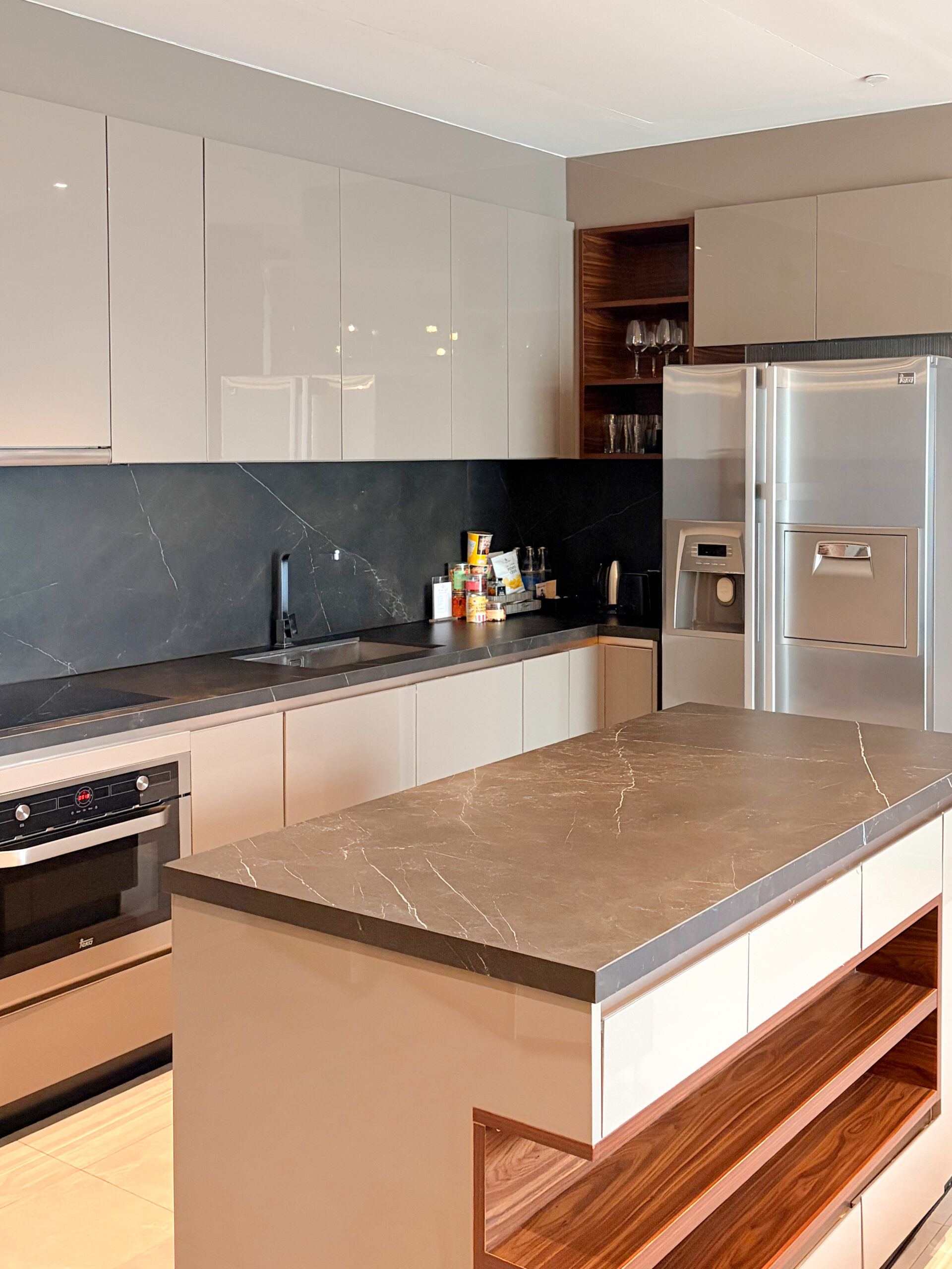 luxury serviced apartment kitchen Bangkok Thonglor