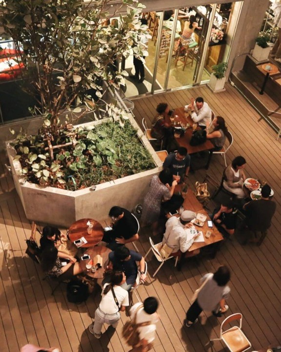 The Commons Thonglor Bangkok family brunch weekend community market